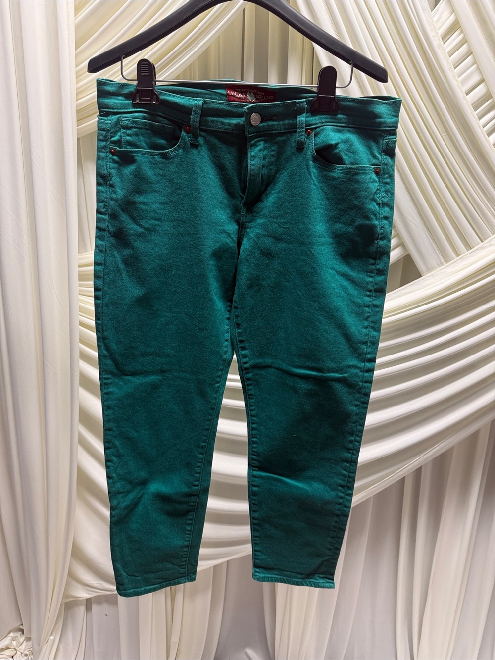 Lucky Brand Sofia Capri - Size: 12